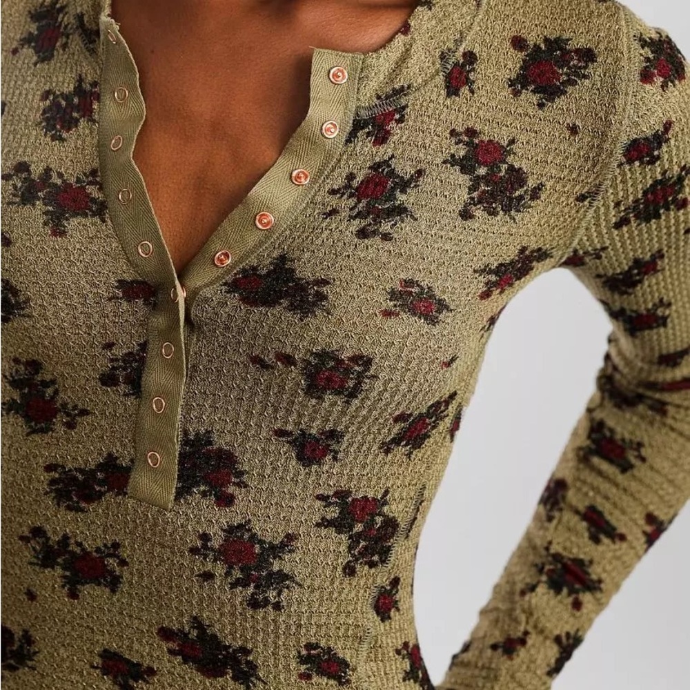 FREE PEOPLE One Of The Girls Henley Top